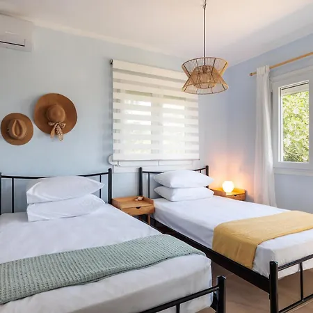 Appartement F & B Summer Collection -